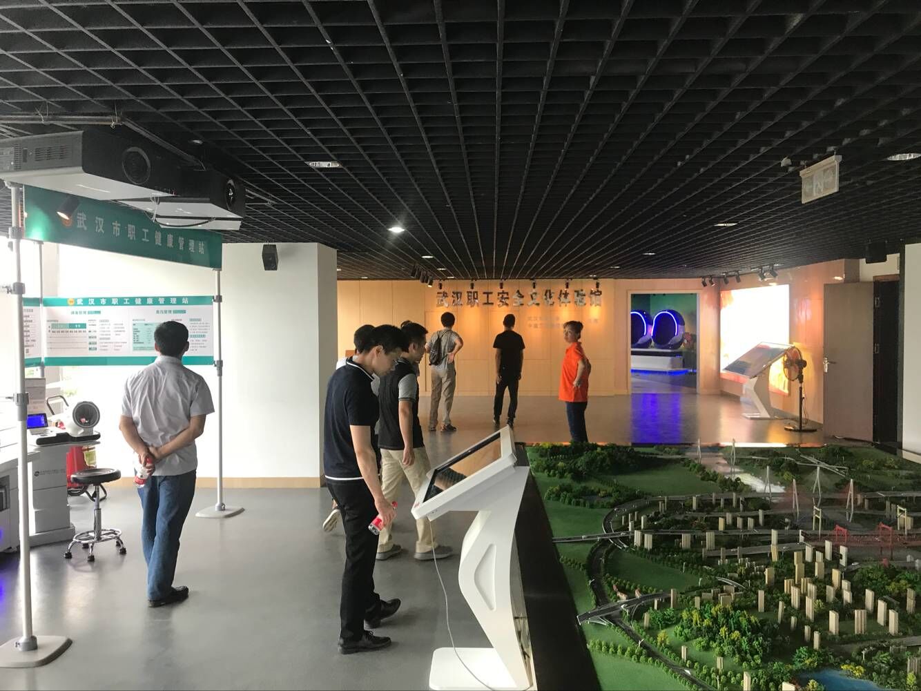 S36沙龙会 - 要玩就玩沙龙会